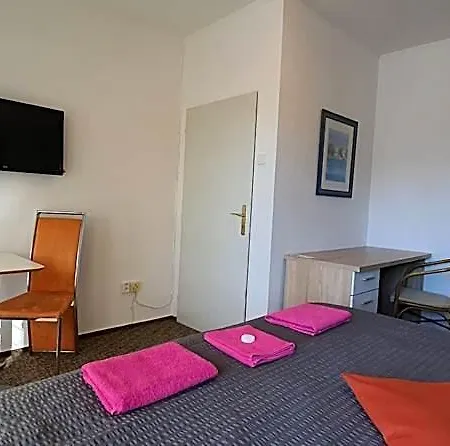 Hotel M-tourist 3*