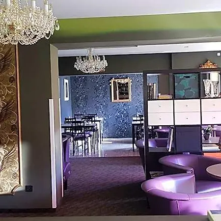Hotel M-tourist 3*