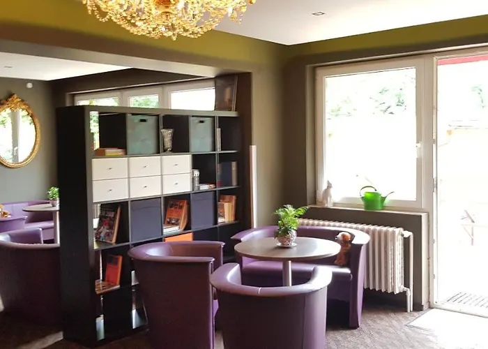 M-tourist Hotel